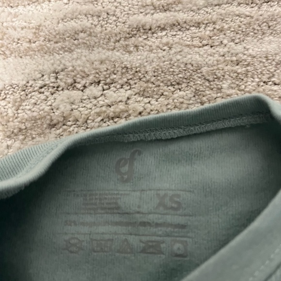 Elevated faith made worthy crewneck - Picture 2 of 4